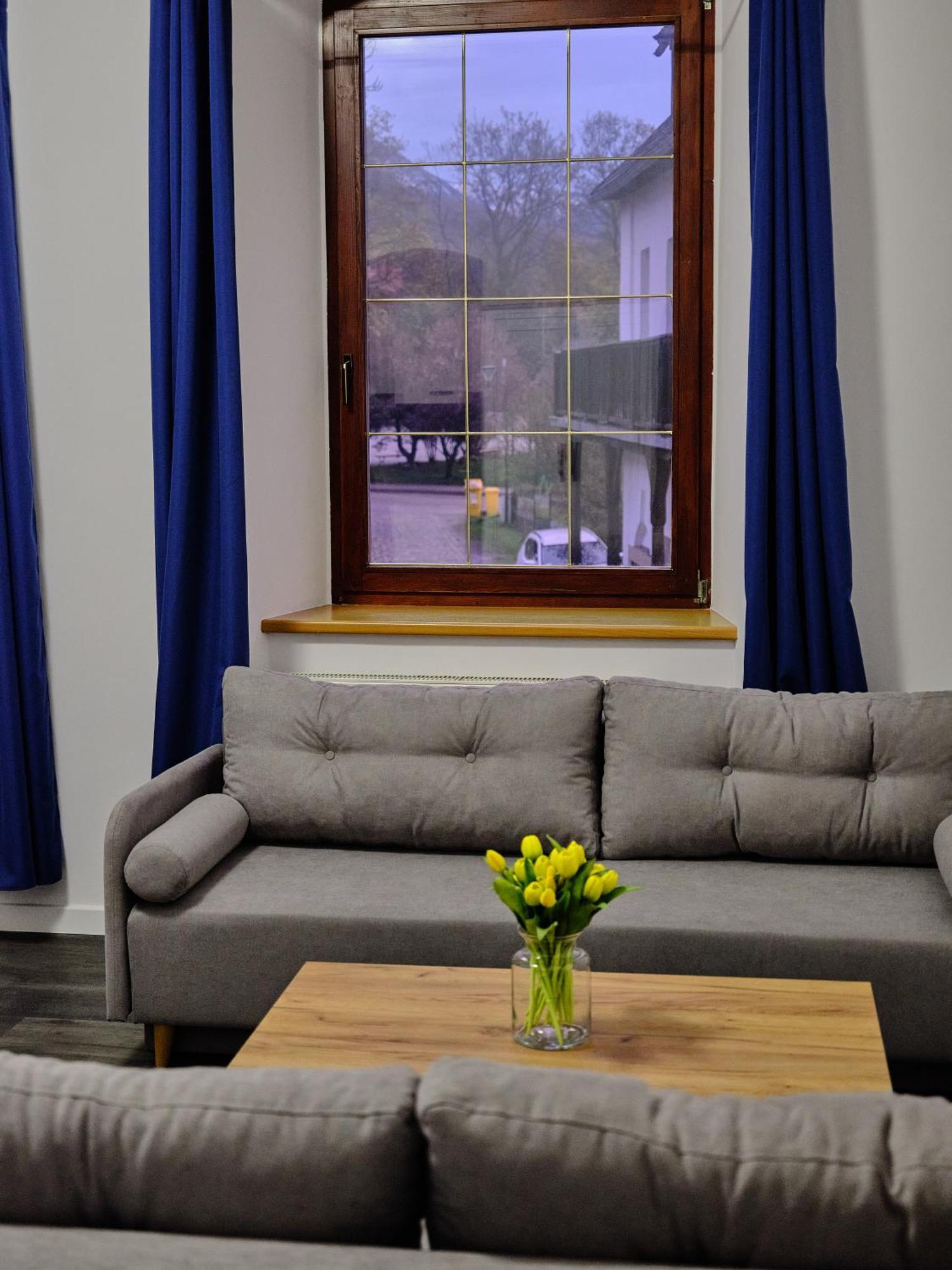 Urania Apartamenty Kowary Pokoj fotografie